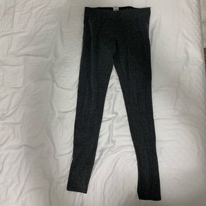 Small GARAGE grey leggings